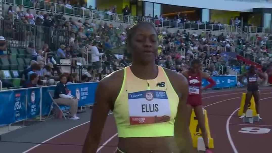 ⁣Kendall Ellis POWERS to 400m finals win, clinches spot on U.S. Olympic Team | NBC Sports