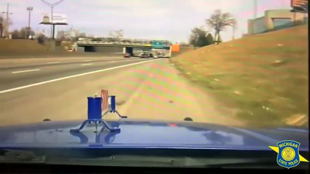⁣Dodge Charger flies by state trooper at 120 MPH, crashes