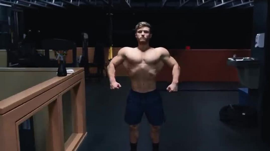 ⁣The Fastest Way To Blow Up Your Bench Press (4 Science-Based Steps) + Sample Program