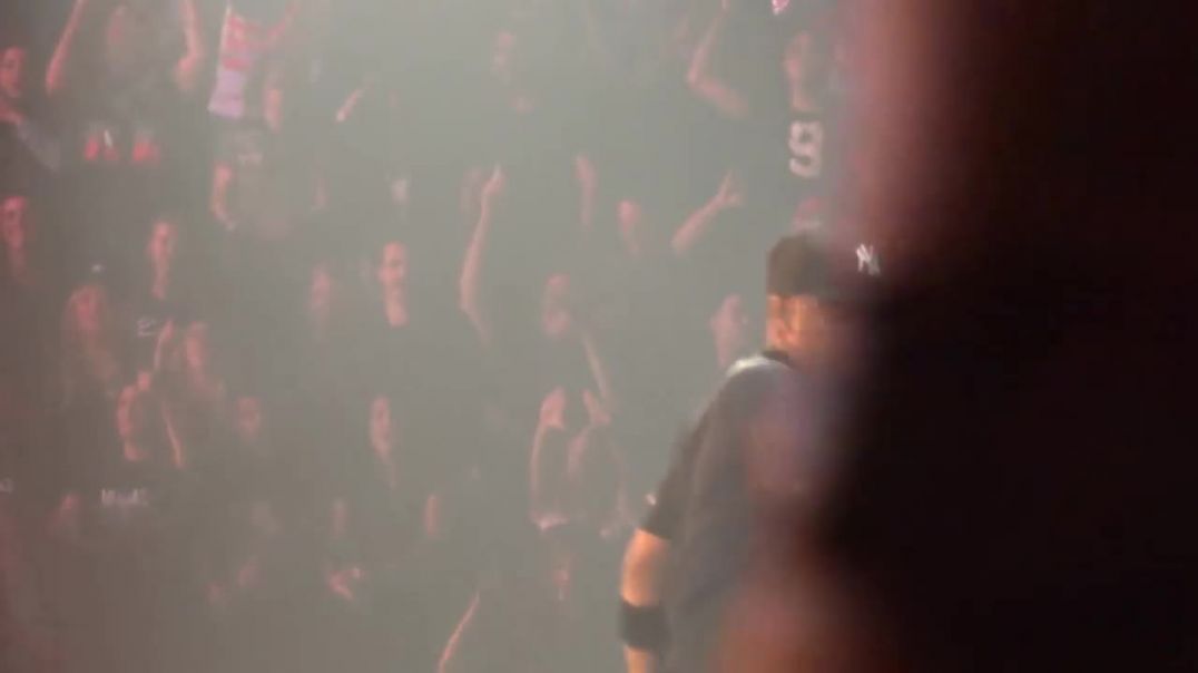 ⁣Jay-Z Kanye West Public﻿ Service Announcement U Don't Know Live Montreal 2011 HD 1080P
