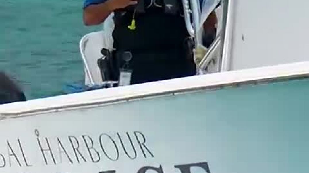 When the Police roll up at Haulover Inlet   Wavy Boats