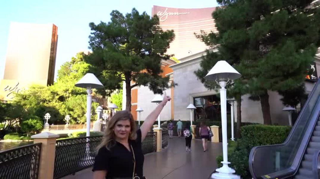 ⁣I Stayed in the Cheapest Room at WYNN Hotel & Casino in Las Vegas..