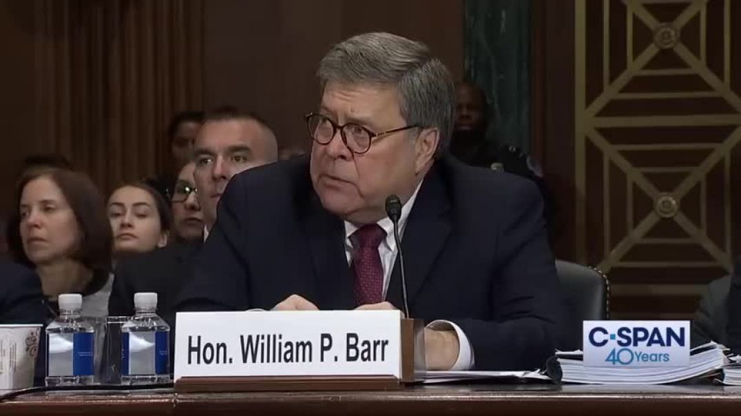 ⁣Complete exchange between Sen. Kamala Harris and Attorney General William Barr (C-SPAN)