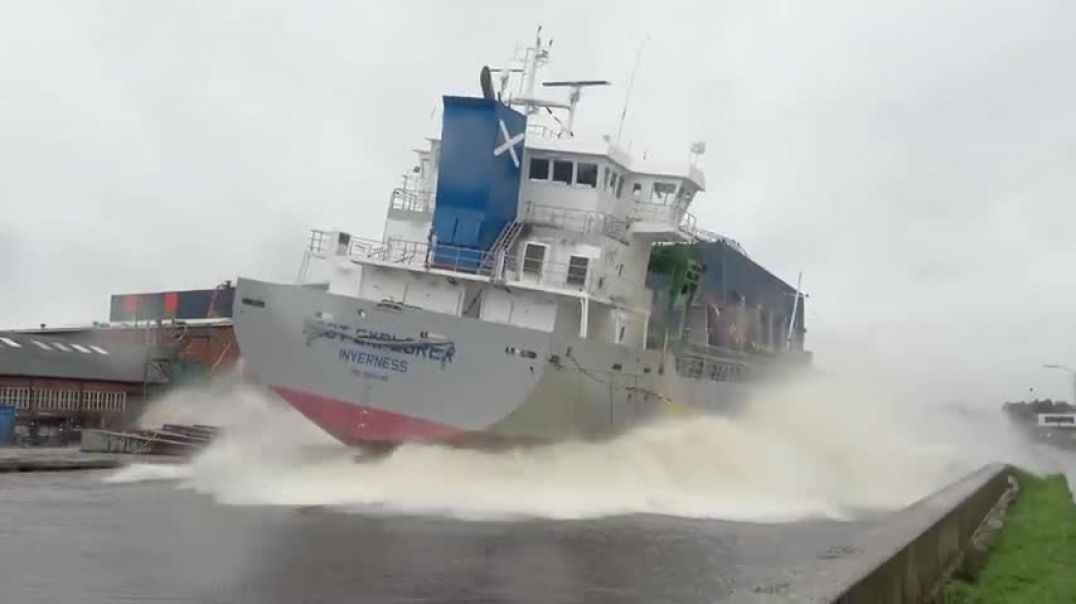 ⁣Ship Launch   10 Awesome Waves, FAILS and CLOSE CALLS