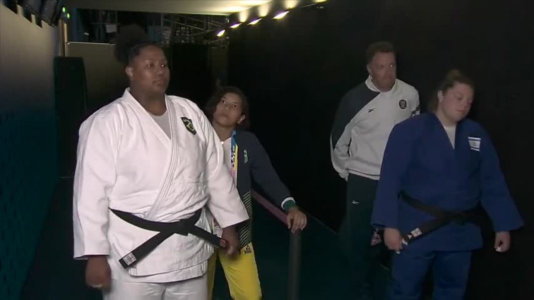 ⁣Brazil's Beatriz Souza takes first judo gold after 78+kg win | Paris Olympics | NBC Sports