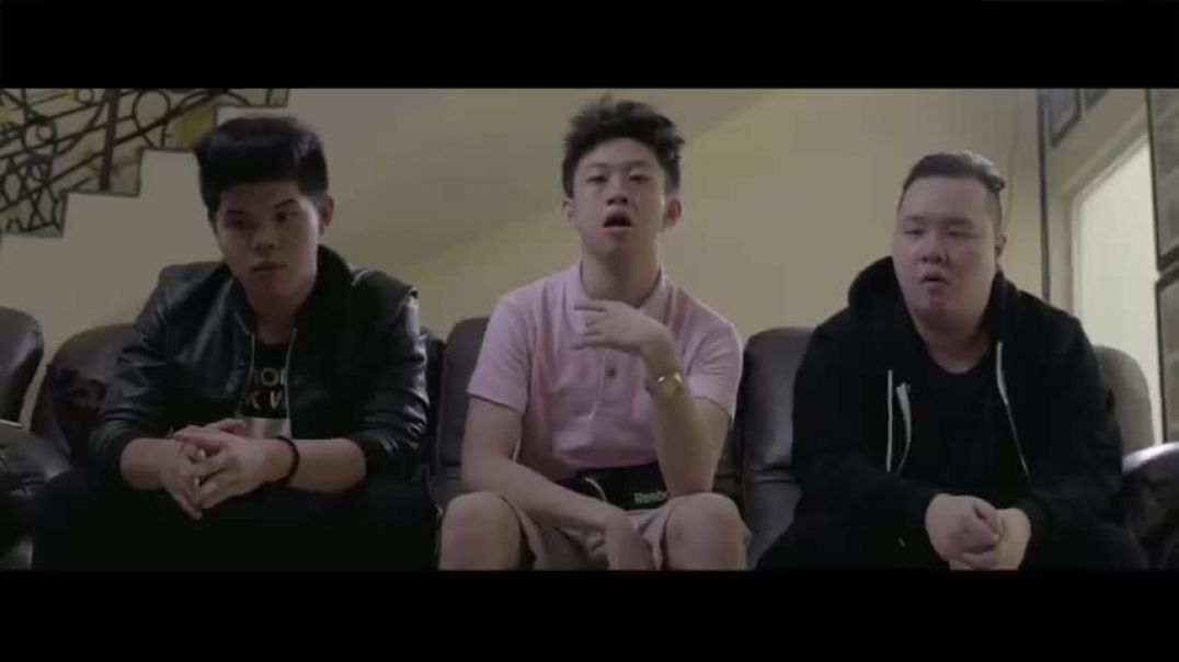 ⁣Rich Brian - Dat $tick (Official Video) explicit language