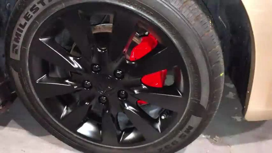 ⁣HOW TO PAINT BRAKE CALIPERS   Easiest Method   No Taking Off ANY Bolts Or Nuts