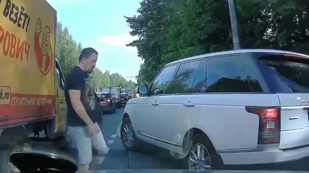 ⁣DON'T MESS WITH RUSSIAN MAFIA in Traffic