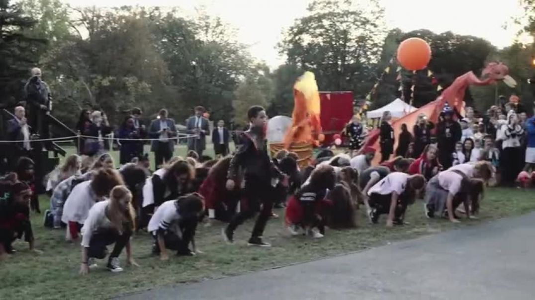 ⁣Trick or Treat Halloween 2016 at the White House