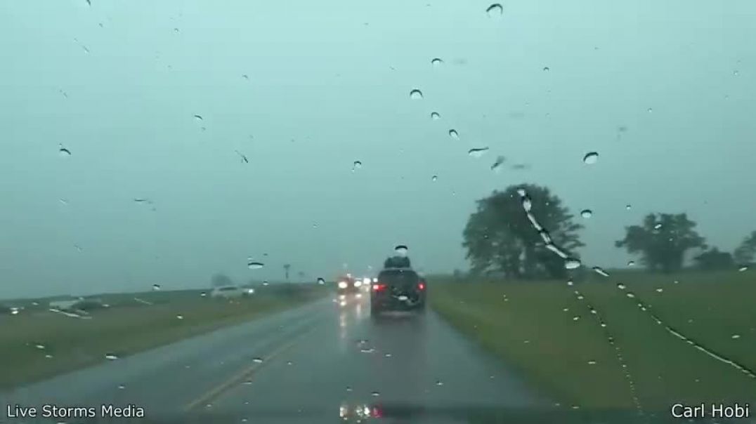 ⁣Lightning Strikes a Moving Car